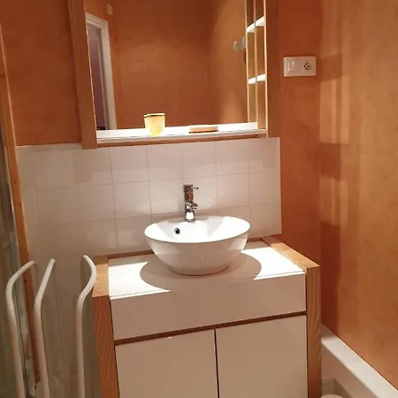 לינה וארוחת בוקר Au Fil Des Lacs 4*