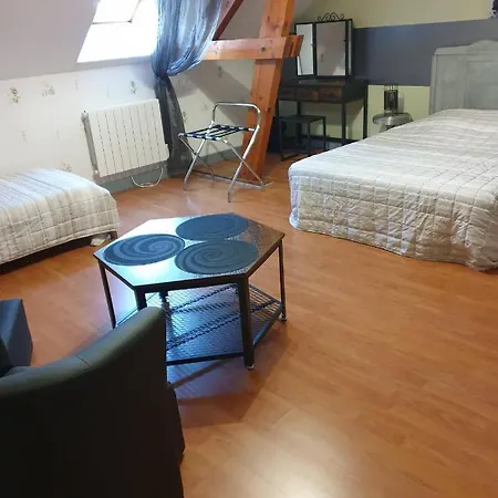 לינה וארוחת בוקר Au Fil Des Lacs Précy-Saint-Martin