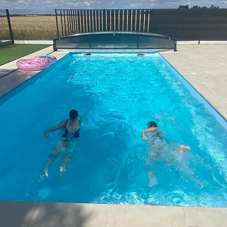 לינה וארוחת בוקר Au Fil Des Lacs